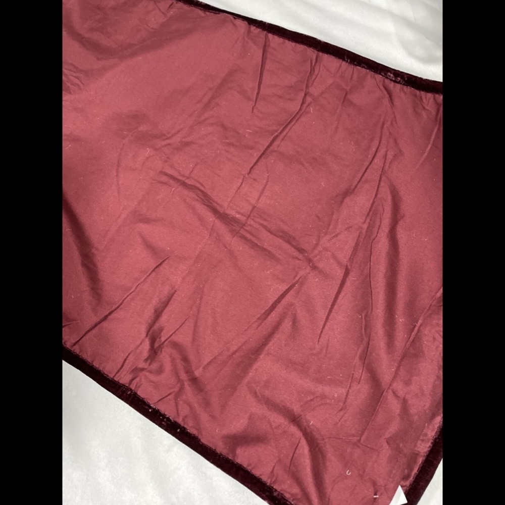 NEW Martha Stewart Medallion Velvet Quit King Sham - Picture 9 of 11